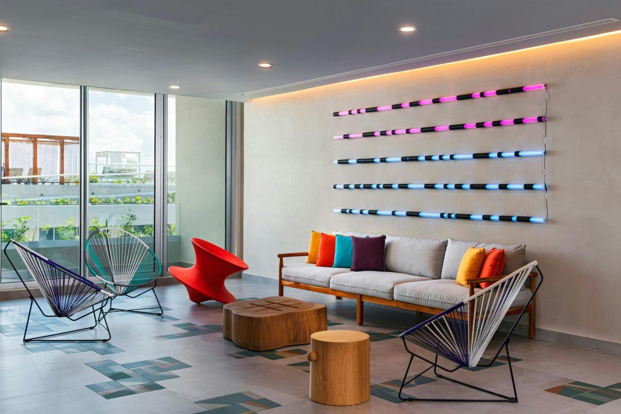 Hotel Aloft Playa Del Carmen Exterior foto