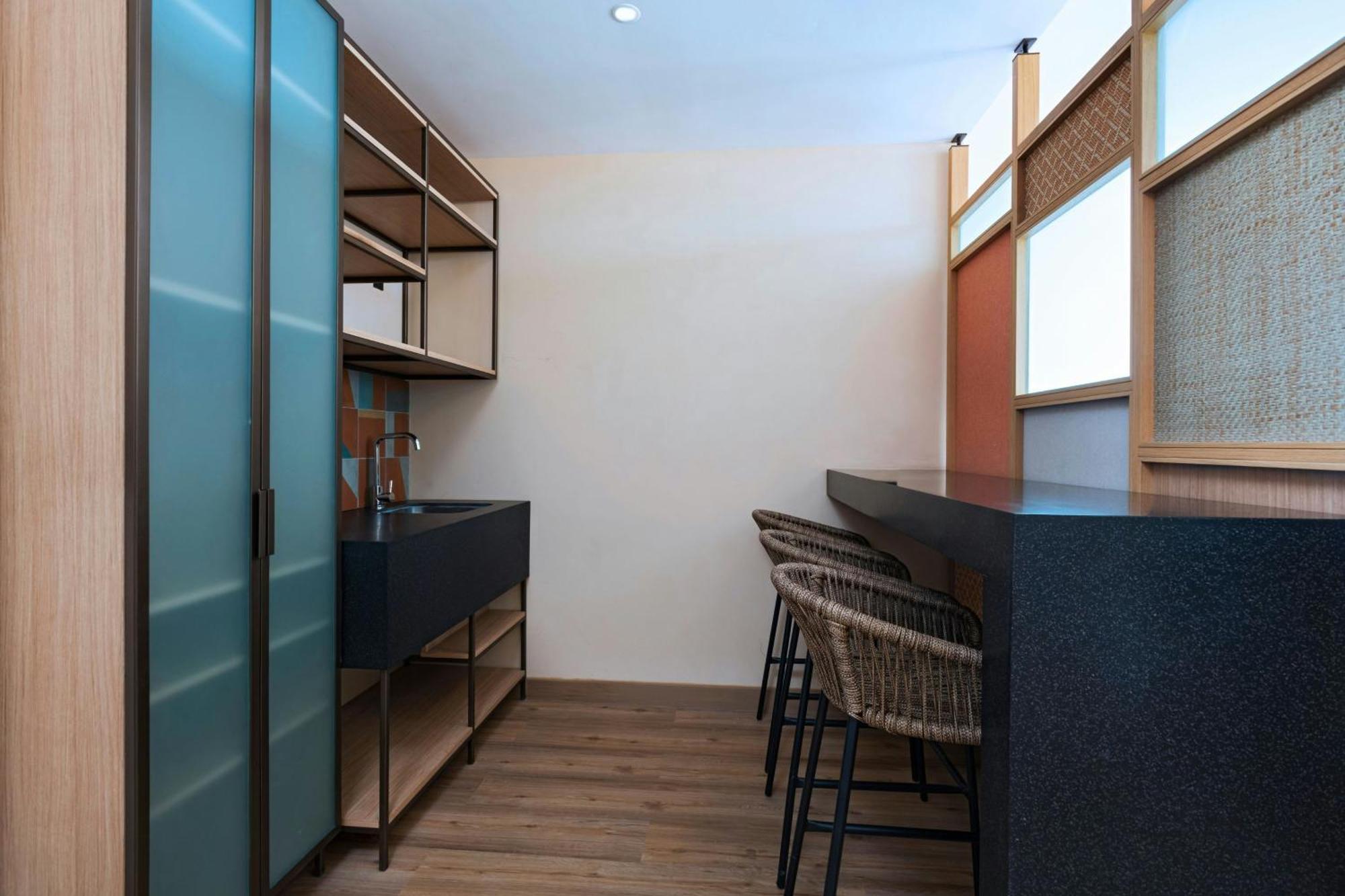 Hotel Aloft Playa Del Carmen Exterior foto A wet kitchen in a private home