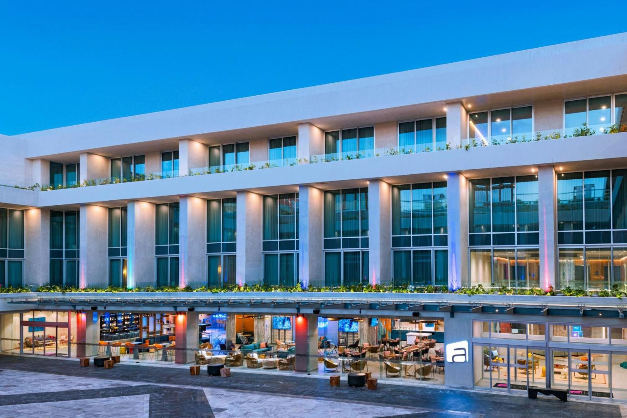 Hotel Aloft Playa Del Carmen Exterior foto The Westin Resort and Spa, Cancun