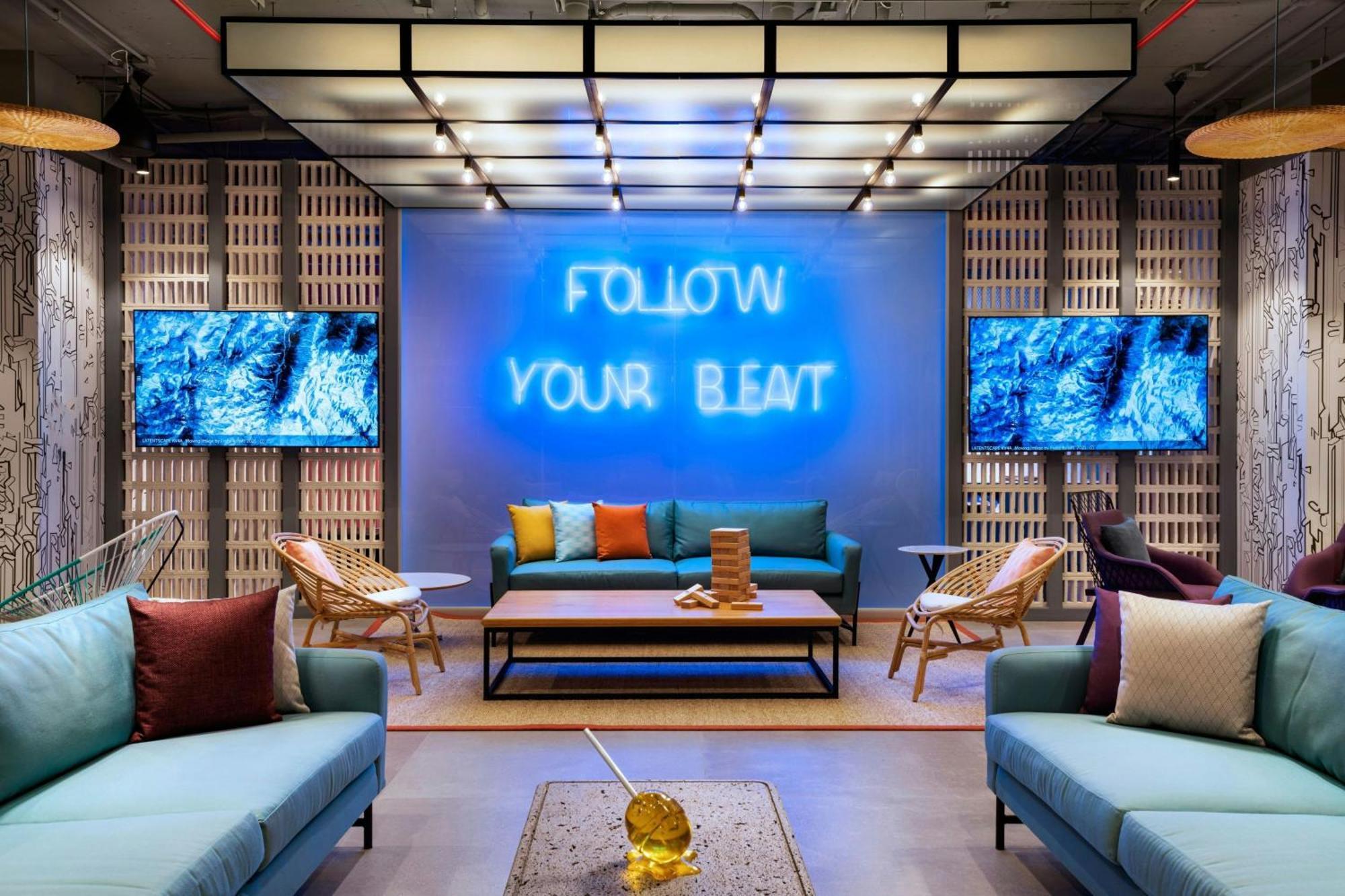 Hotel Aloft Playa Del Carmen Exterior foto The lobby of the hotel